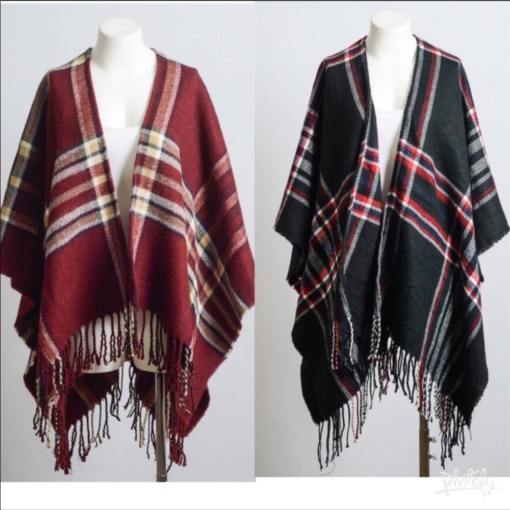 Classic Plaid Ruana Poncho Scarf Tassel Fringe - Picture 2 of 5